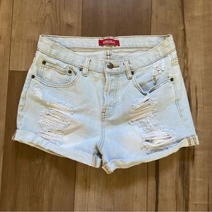 Forever 21 Premium Denim Light Wash Shorts - Mid-Rise